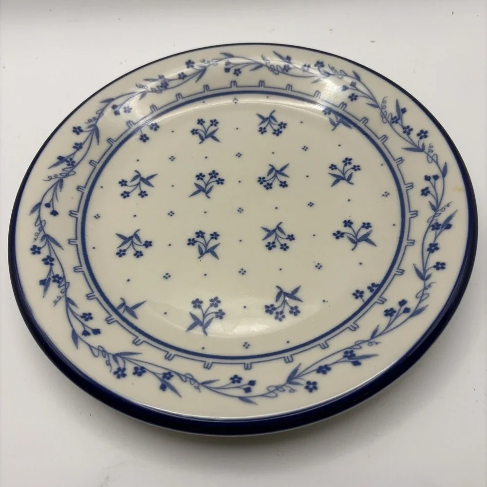 Lot Of 4‎ Provence 260 Bouquet Blue Floral Plates 7 7/8